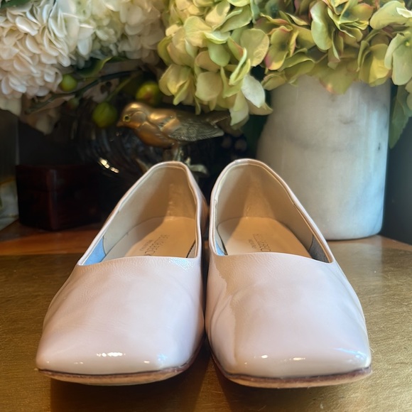 Bells & Becks Amara in Blush Patent Leather - Picture 5 of 16